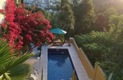Casa para venda em itapema, canto da praia, 3 dormitórios, 3 suítes, 4 banheiros, 3 vagas