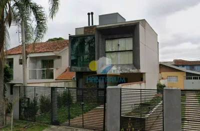 Sobrado 2 dorm (1 suíte), churrasqueira, lareira e quintal - Rio Verde - Colombo/PR