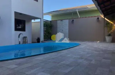 Casa linda em guaratuba  03 quartos suite 04 vagas aceita permuta ótima localização