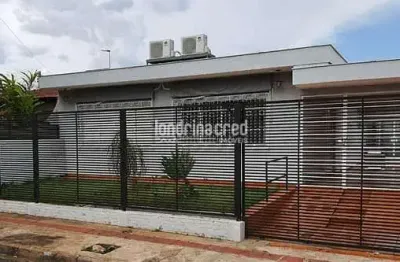 Casa à venda 4 quartos, 2 suites, 3 vagas, 330m², petrópolis, londrina - pr