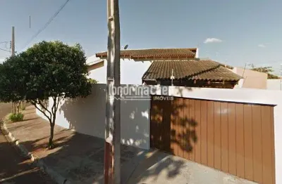 Casa à venda 2 quartos, 2 suites, 2 vagas, 330m², jardim primavera, londrina - pr