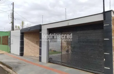 Asa à venda na zona leste próximo a escola municipal carlos kraemer, 3 quartos, um deles suíte com
