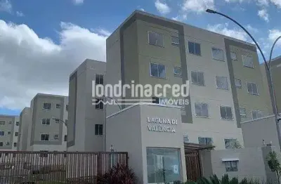 Apartamento no laguna di valência.  dormitórios: 02. banheiros: 01. sala. cozinha. vagas de garagem