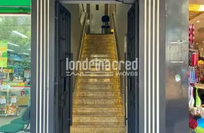 Sala conjunto comercial - imóvel conta com divisão em 04 salas, copa/cozinha e banheiro com  84m²