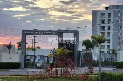 Apartamento no cond. lago de melville.  dormitórios: 02. banheiros: 01. sala. cozinha. vagas de gar