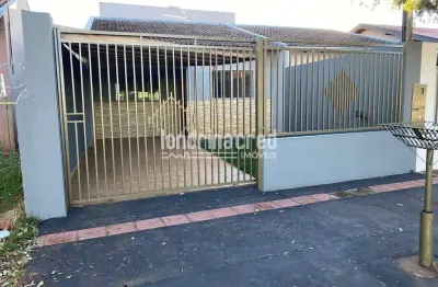 Casa confortável na zona leste de londrina - 153 m² de terreno, 85 m² de construção, 3 quartos (1 s