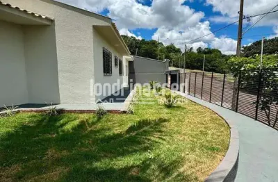 Linda casa no jardim columbia d – 2 quartos (1 suíte), espaço gourmet, jardim, vaga para 2 carros,