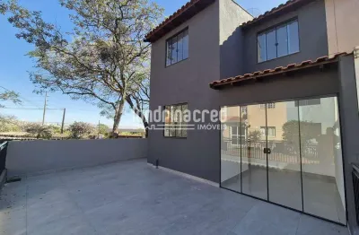 Casa no condomínio ilha bela – 3 dormitórios, quintal amplo, 1 vaga coberta, segurança 24h e fácil
