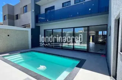 Casa assobradada mobiliada, 3 suítes com sacada, closet, piscina, churrasqueira, placas solares, 4