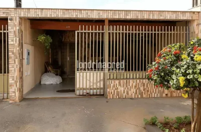 Casa na zona norte de londrina com 3 dormitórios, 1 banheiro, 1 vaga de garagem, 81m² de construção