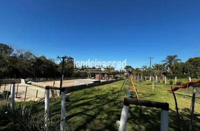 Chácara no condomínio itaúna com 2.500m², casa em acabamento, área gourmet com deck e lazer complet