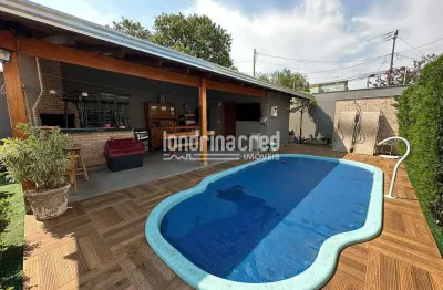 Casa no jardim leonor – 3 dormitórios (1 suíte), 2 banheiros, sala, cozinha ampla e terreno de 300