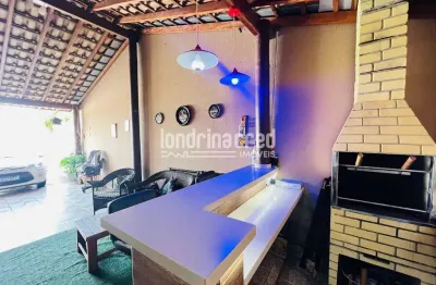 Casa próxima à av. são joão – 2 dormitórios (1 suíte), jardim com led, portão eletrônico, câmeras e