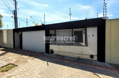 Casa no novo aeroporto com 4 dormitórios (1 suíte), sala ampla, cozinha, 3 banheiros, 3 vagas de ga