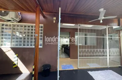 Casa em londrina com duas residências independentes, energia solar, área gourmet com churrasqueira