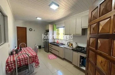 Casa na região norte de londrina, perto do jardim itapoã, com 2 quartos, quintal amplo e churrasque