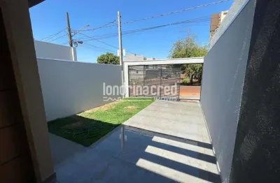 Casa na zona norte com 2 dormitórios, 56m² de área útil e terreno de 125m² – ótima oportunidade