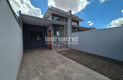 Casa na zona norte com 2 dormitórios, 80m² de área útil, terreno de 125m² e churrasqueira