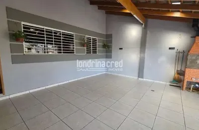 Casa à venda no heimtal em londrina com 3 dormitórios, 1 suíte, churrasqueira e ótima localização