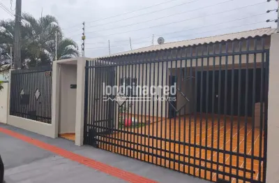 Oportunidade! Casa com 3 Quartos, Edícula e Terreno de 250 m² na Região Leste de Londrina