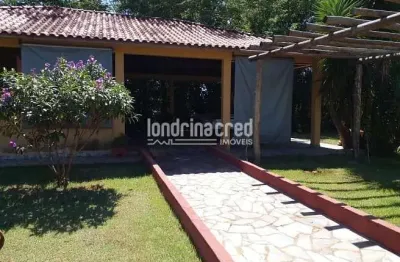 Chácara à Venda na Estrada Monte Sinai com Casa de 300m², 4 Quartos, 2 Banheiros, Piscinas, Salão d