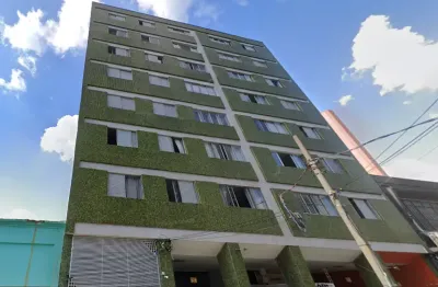 Apartamento com 102m2, 2 dormitórios e 1 quarto de empregada com banheiro, sala com 2 ambientes, 1 vaga, boa cozinha e área de serviço, em perdizes, são paulo, sp