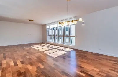 Conforto e elegância: apartamento de alto padrão no coração da cidade