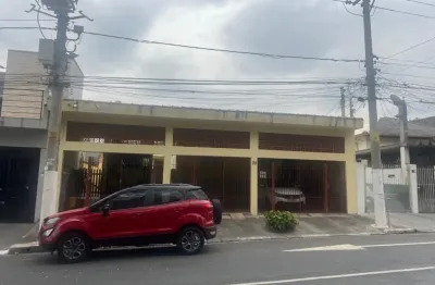 Excelente casa para se morar perto da estação e bem localizada