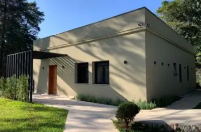 Vende-se  casa nova de alto padrão em condomínio – terreno 1.200m²