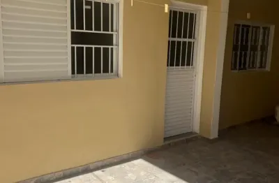 Casa com 1 quarto para alugar na Rua Niterói, Rochdale, Osasco