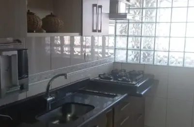 Lindo apartamento c/82m2 área útil, 3 dormitorios sendo uma suíte moveis planejados, a. verde curitiba
