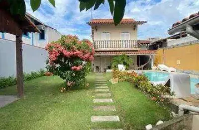 Belíssima casa com excelente localização no centro de cabo frio
