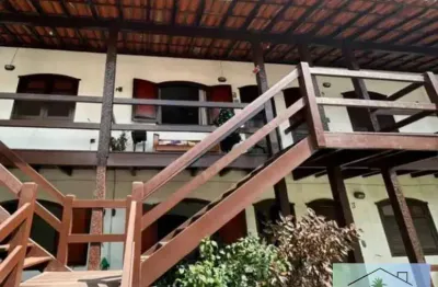 Casa em condomínio com piscina no braga - cabo frio