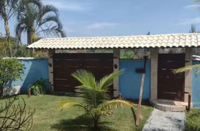 Excelente casa com quintal amplo em araruama - praia seca