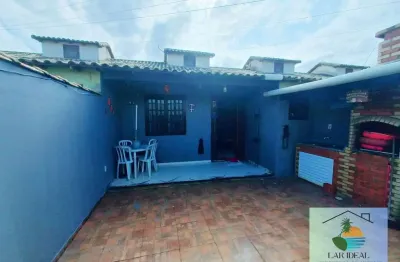 Locação ou venda: casa à 100 metros da rodovia em unamar - cabo frio