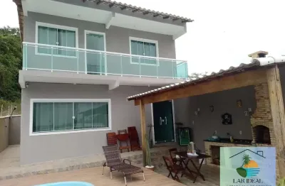 Casa com piscina no residencial caminho de búzios-rj