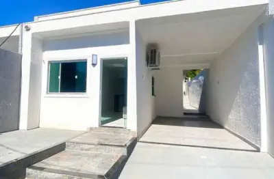Excelente casa linear mobiliada com piscina e churrasqueira – vila do peró