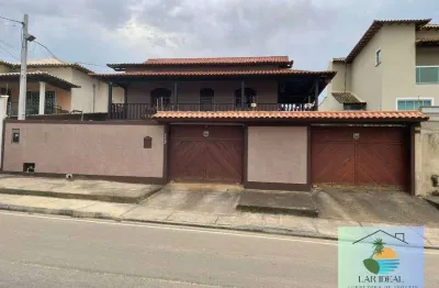 Casa c/ piscina no bairro parque hotel - araruama-rj