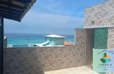 Casa em condomínio fechado à 20 metros da praia em arraial do cabo