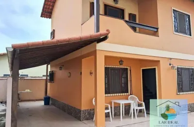Casa duplex com 4 quartos na extensão do bosque - rio das ostras
