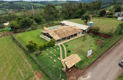Lindo sitio a venda em Rio Manso MG  / Área total 2.099m² e 118m² de construção.