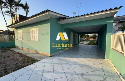 Excelente oportunidade de moradia, casa com edícula em araranguá/sc