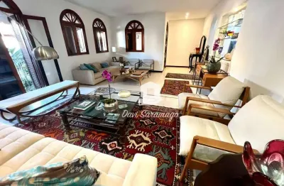 Casa com 4 quartos à venda na Rua Tapajós, São Francisco, Niterói
