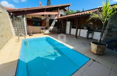 Casa com 2 quartos à venda na Rua Dois, Serra Grande, Niterói