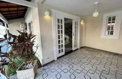 Casa em condomínio fechado com 3 quartos à venda na Rua Jorge Picanço Siqueira, Camboinhas, Niterói