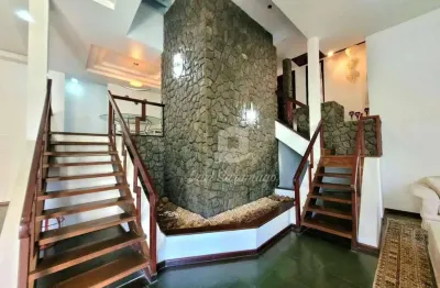Casa com 6 quartos à venda na Rua Doutor Diógenes Travessa, São Francisco, Niterói