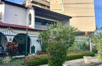 Casa com 3 quartos à venda na Rua Caraíbas, São Francisco, Niterói