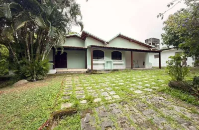 Casa em condomínio fechado com 2 quartos à venda na Rua Vítor Meireles, Pendotiba, Niterói