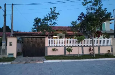 Casa com 2 quartos à venda em Bananeiras, Araruama 