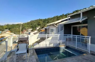 Casa em condomínio fechado com 2 quartos à venda na Rodovia Amaral Peixoto, Várzea das Moças, São Gonçalo